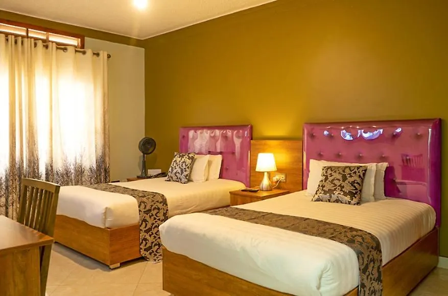 Samweb Bed And Breakfast 캄팔라 0*,  우간다